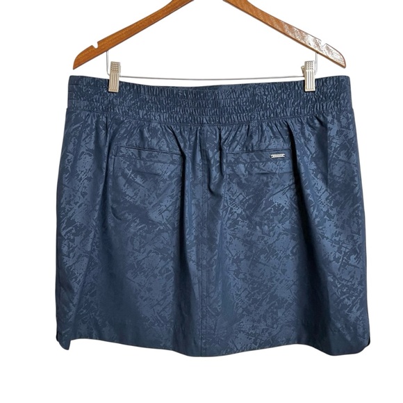 Orvis Embossed Pull On Travel Skort Womens XL Blue Golf Tennis Outdoor Hiking - Picture 3 of 6